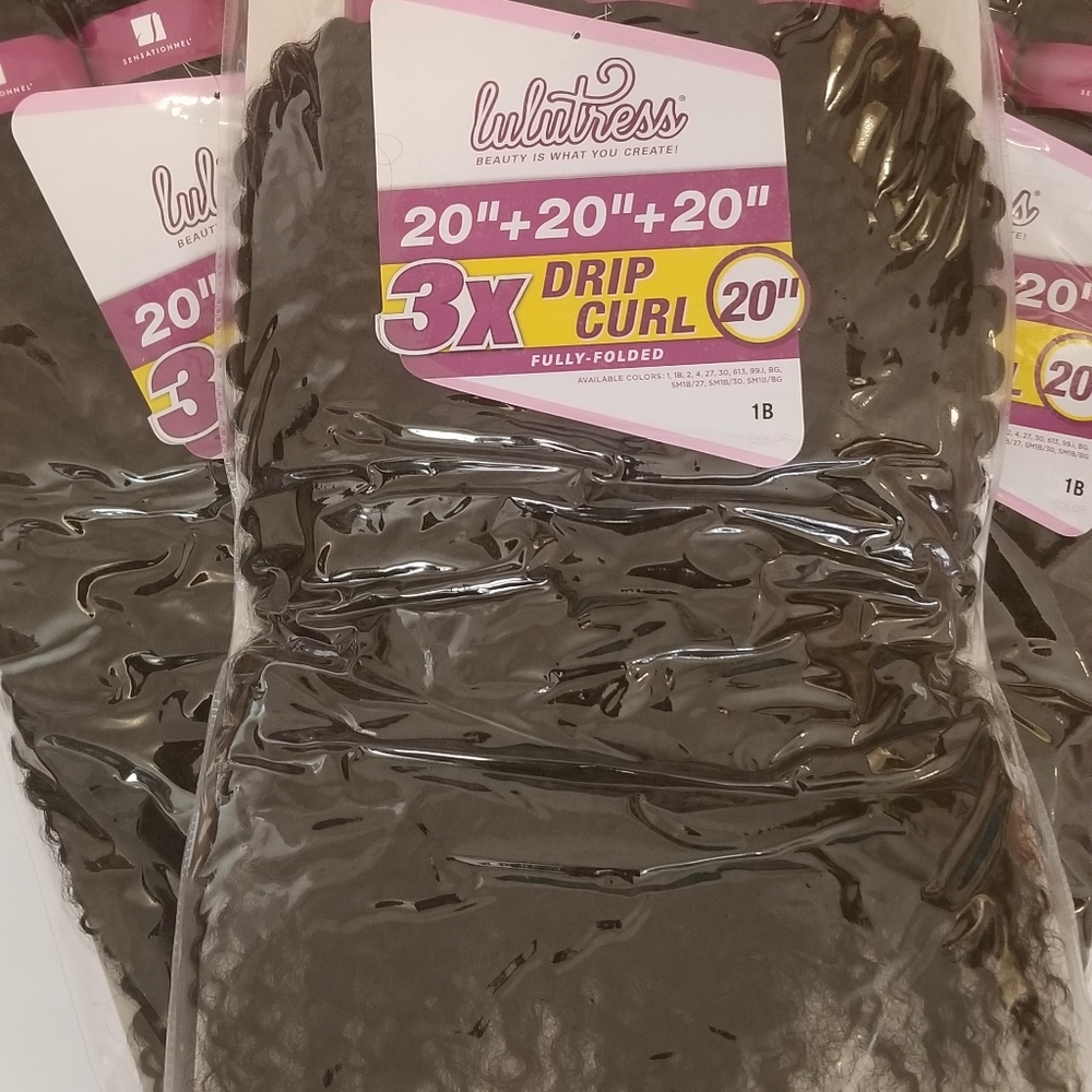 15 PIECE LOT SYNTHETIC HAIR